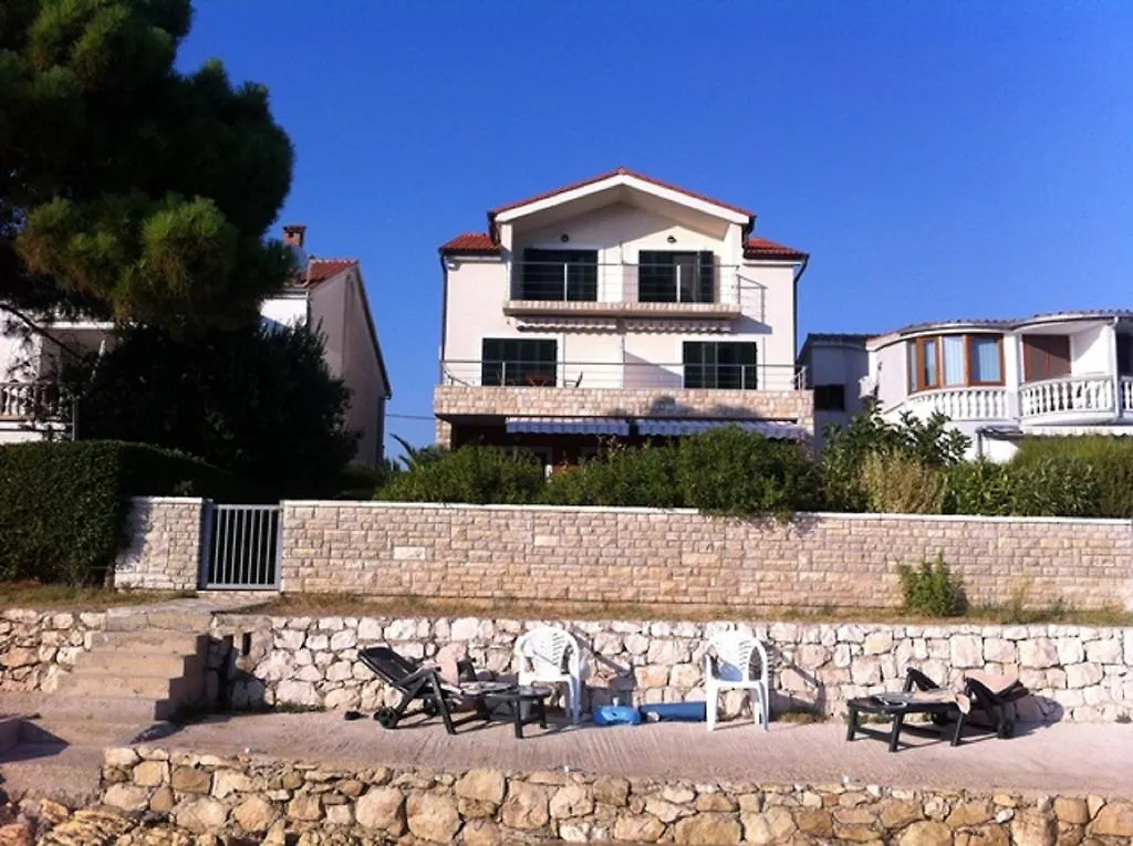 Apartments Pisacic Bibinje