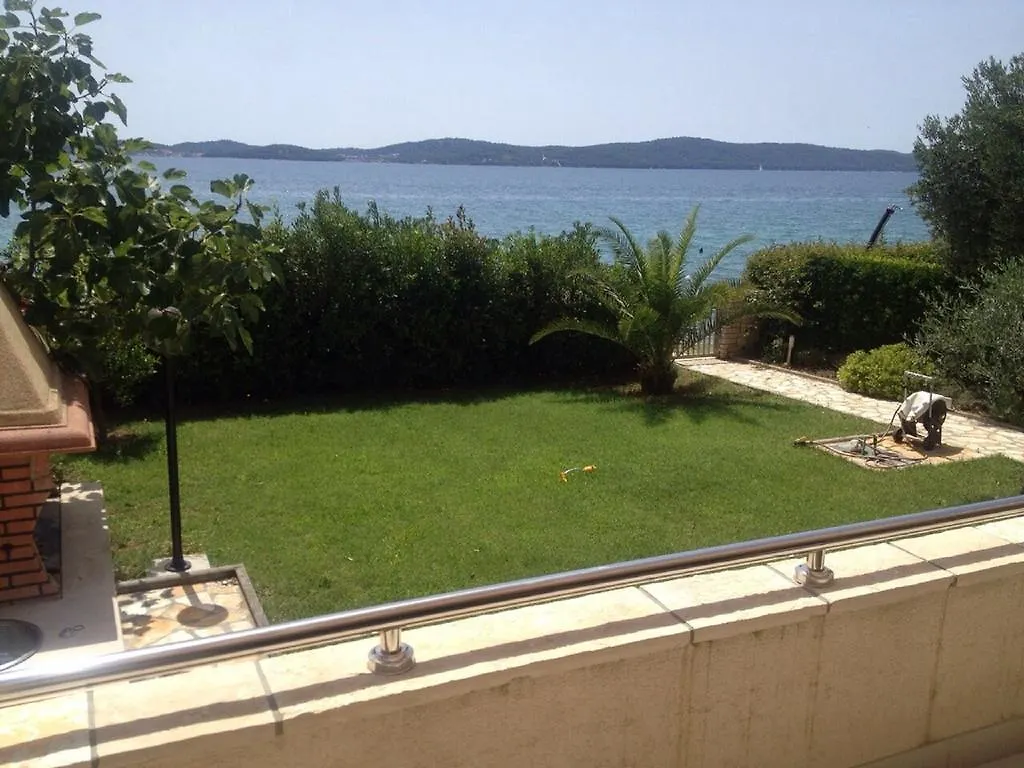 Apartments Pisacic Bibinje